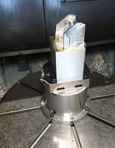 A complex 5 axis Aluminium part2